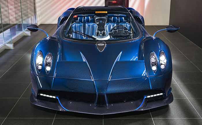 pagani-exhibit-100-world-limited-Wiara-Roadsters-caravan-20201027-6