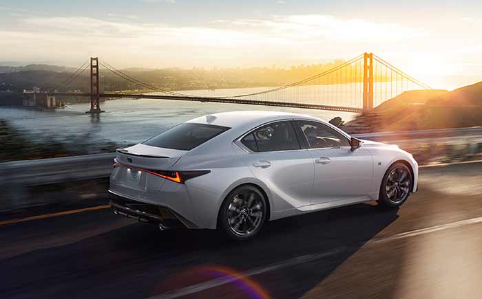 lexus-launche-new-IS-20201105-2